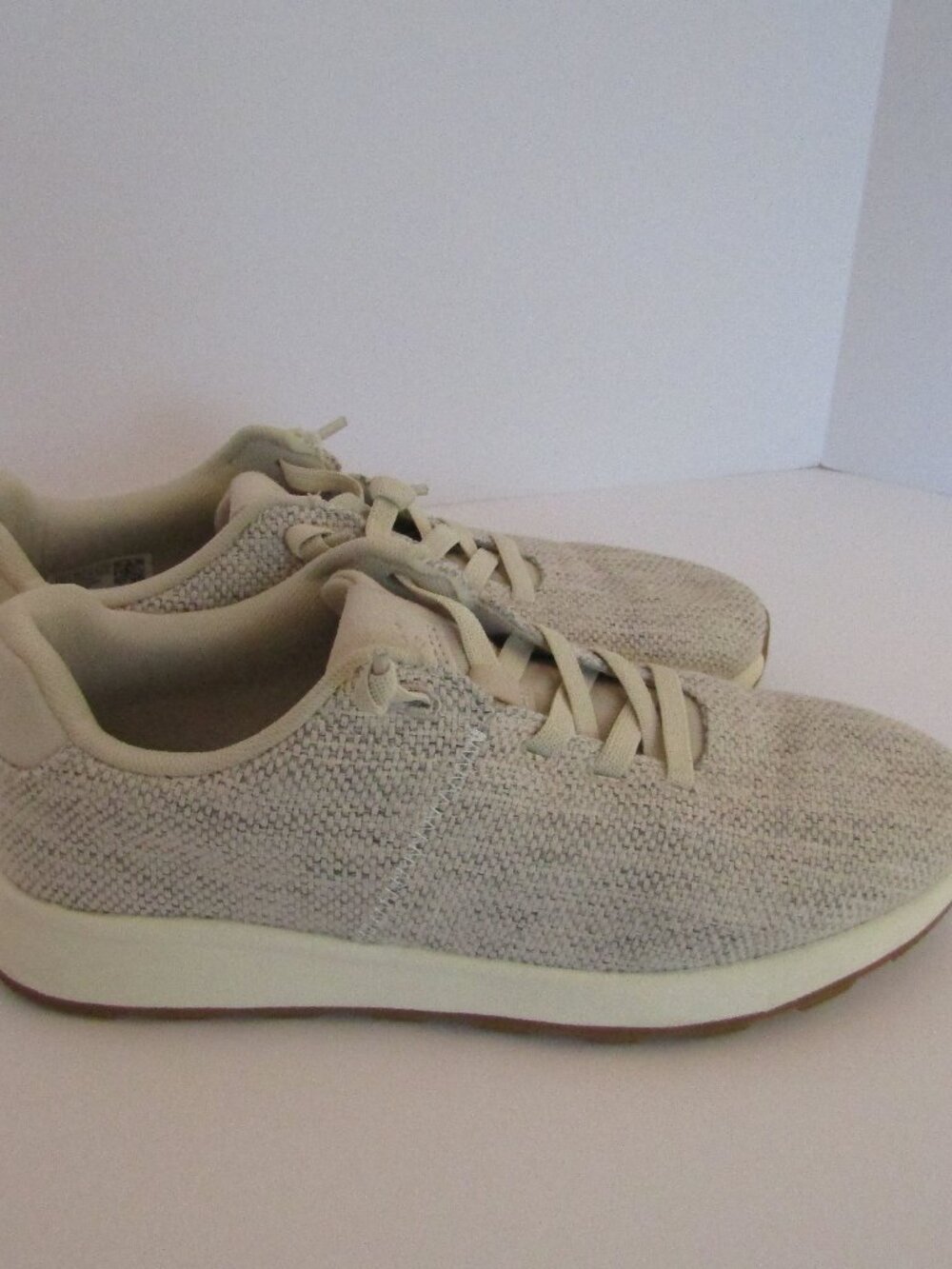 Toms Travel Lite Birch Heritage Canvas Sneaker Women’s Size 8.5, NWOT
